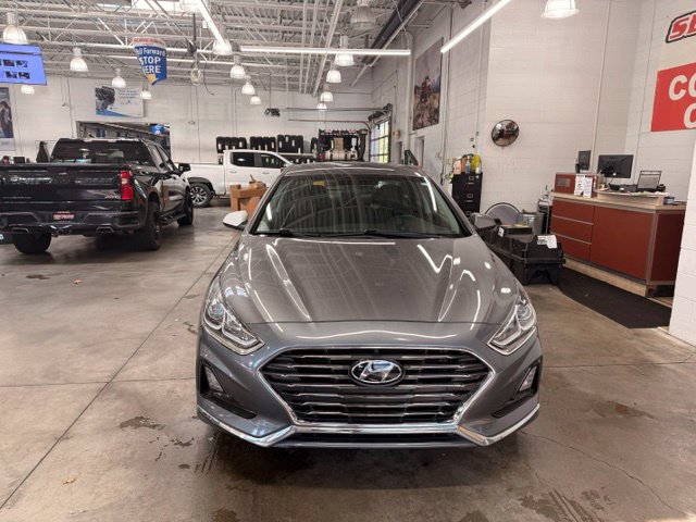 Used 2019 Hyundai Sonata SE FWD image 2