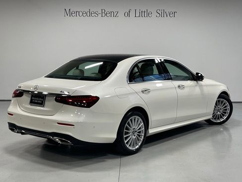 Used 2022 Mercedes-Benz E 350 4MATIC Sedan image 6
