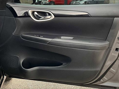 Used 2019 Nissan Sentra SV image 22