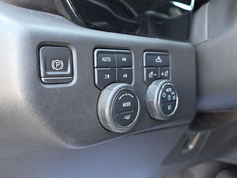 Used 2023 Chevrolet Silverado 1500 LT Trail Boss w/ Protection Package image 22