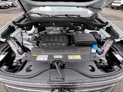 New 2026 Volkswagen Atlas Peak Edition AWD/4WD image 16
