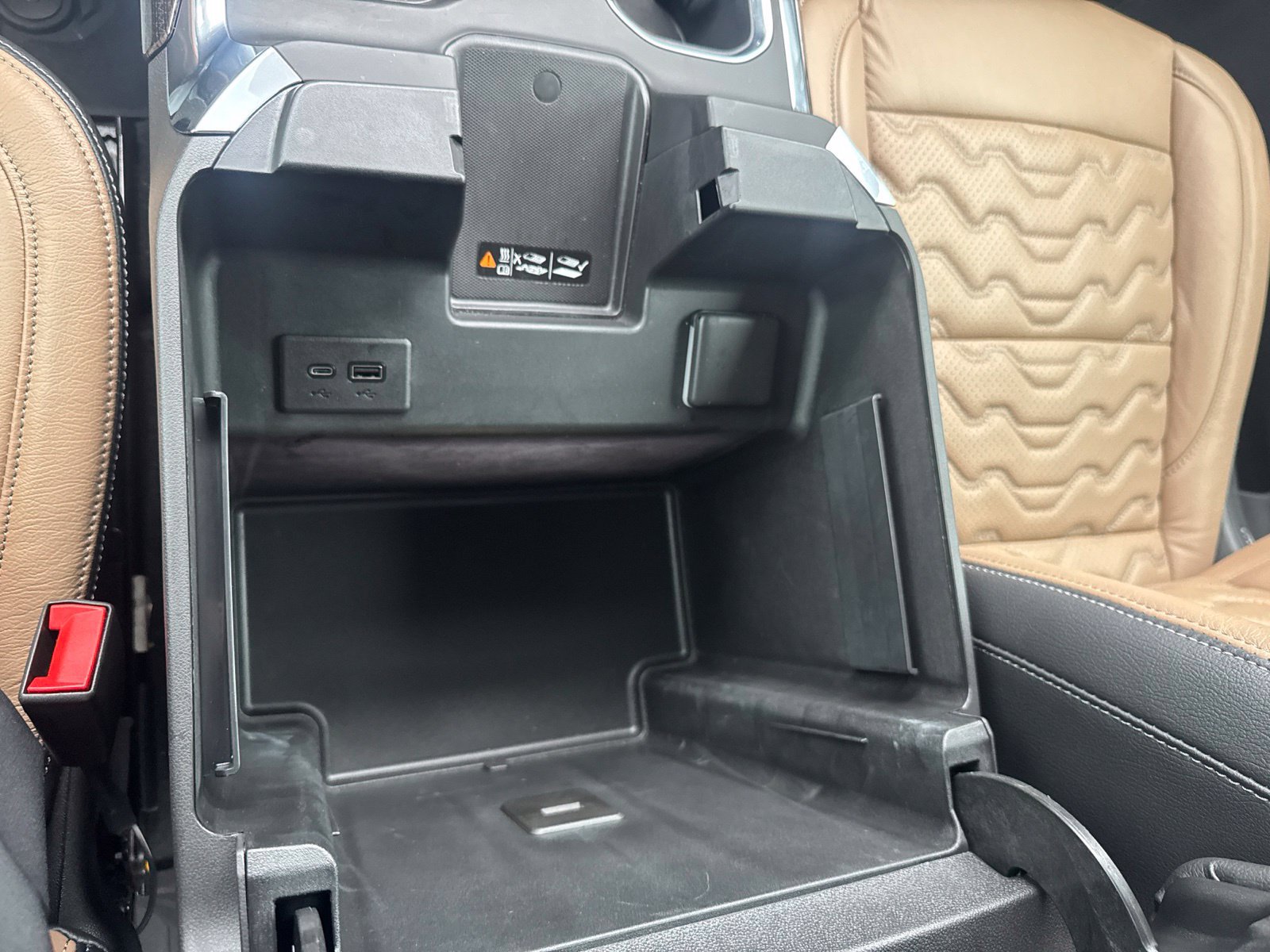 Used 2024 Chevrolet Silverado 1500 LT Trail Boss w/ LT Trail Boss Premium Package AWD/4WD image 30