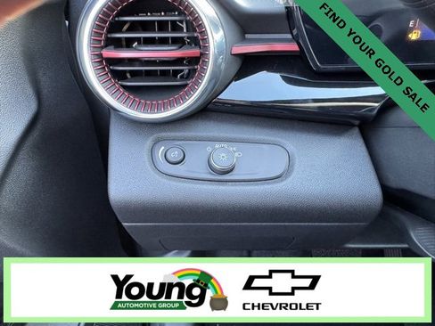 New 2026 Chevrolet Trax RS w/ Sunroof Package image 21