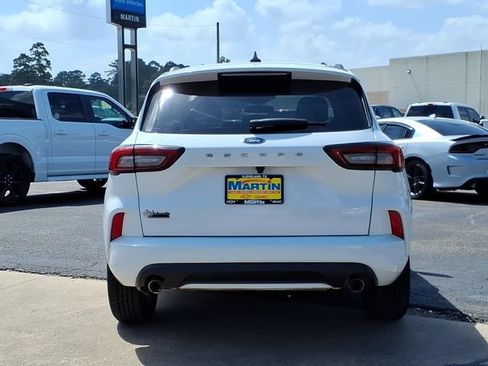 Used 2023 Ford Escape ST-Line FWD image 6