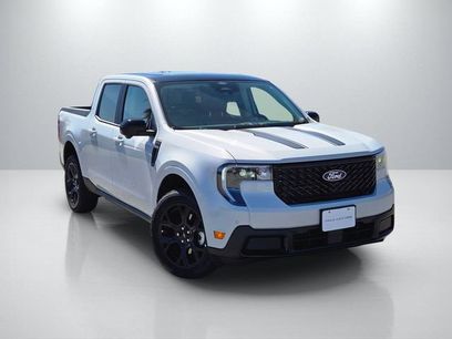 New 2026 Ford Maverick Lariat w/ Black Appearance Package