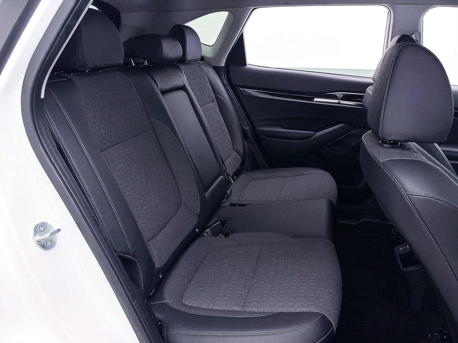 Used 2024 Kia Seltos S FWD image 28