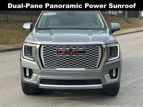 Used 2024 GMC Yukon Denali w/ Advanced Technology Package image 9