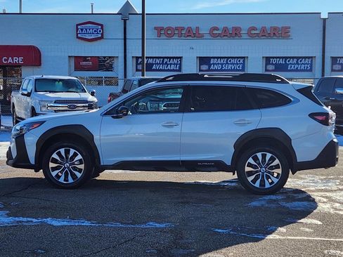 Used 2024 Subaru Outback Limited w/ Popular Package #2 image 2