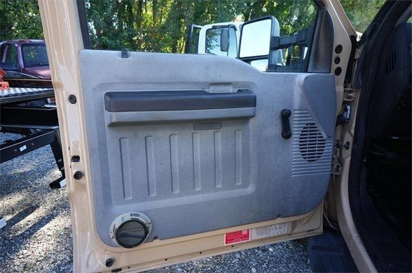 Used 2013 Ford F450 XL w/ Snow Plow Prep Pkg RWD image 9