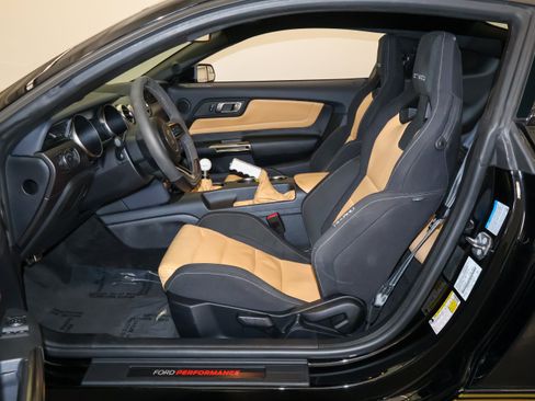 Used 2018 Ford Mustang Shelby GT350 w/ Electronics Package RWD image 12