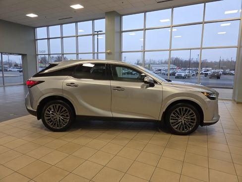 Used 2024 Lexus RX 350h image 6