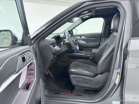Used 2025 Ford Explorer ST AWD/4WD image 12