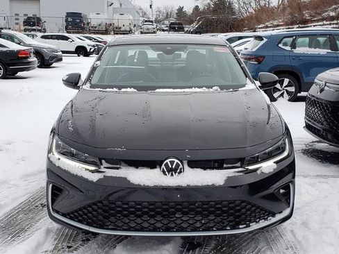 New 2026 Volkswagen Jetta SE image 5