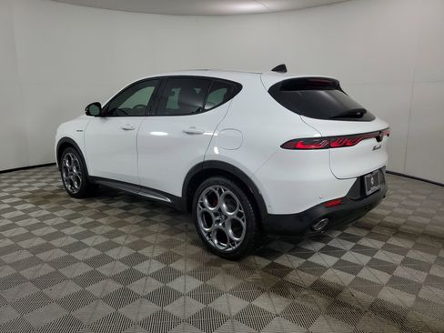 Used 2024 Alfa Romeo Tonale Veloce w/ Active Assist Package image 7