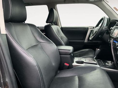 Used 2018 Toyota 4Runner Limited AWD/4WD image 11