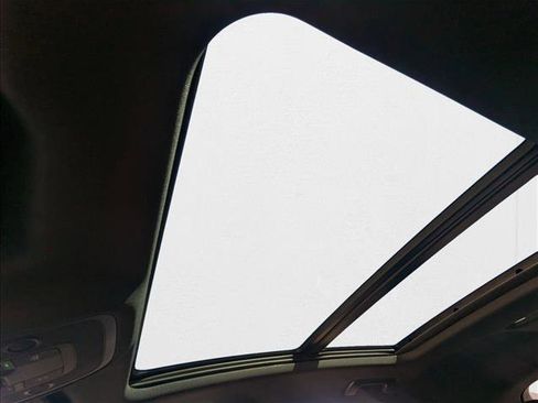 New 2025 Audi Q3 2.0T Premium image 14