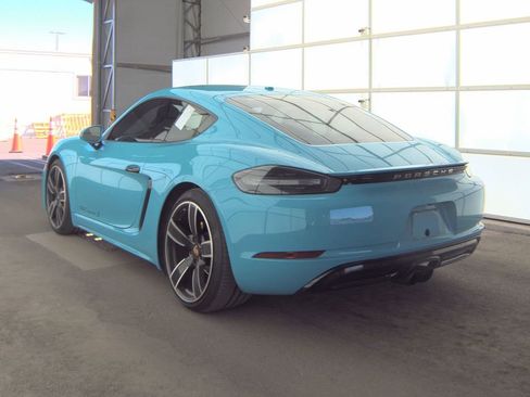 Used 2017 Porsche 718 Cayman S w/ Sport Chrono Package image 3