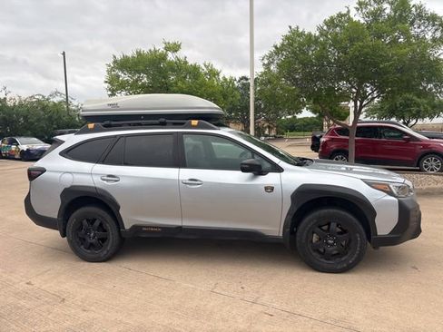 Used 2022 Subaru Outback Wilderness w/ Wilderness Package AWD/4WD image 4