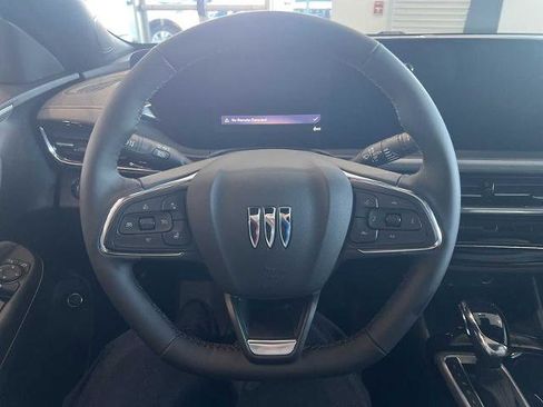 New 2026 Buick Envista Avenir image 5