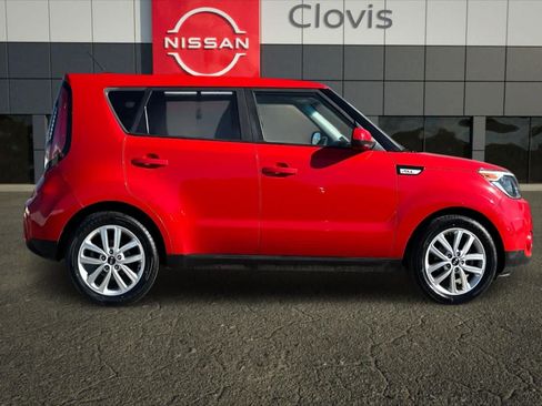 Used 2019 Kia Soul + FWD image 9