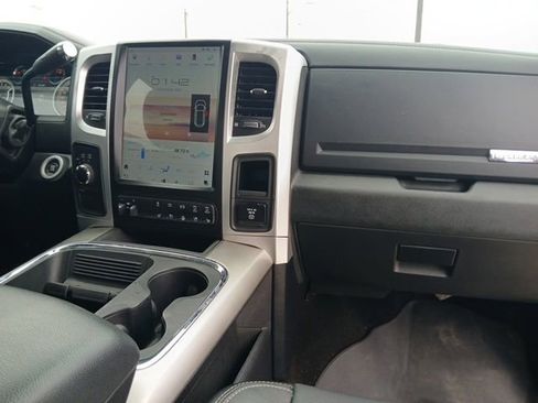 Used 2016 RAM 3500 Laramie AWD/4WD image 15