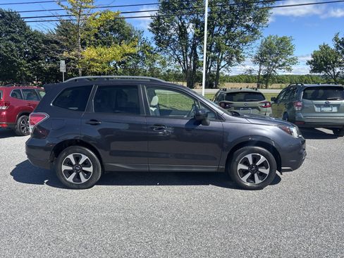 Used 2017 Subaru Forester 2.5i Premium w/ All-Weather Package AWD/4WD image 20