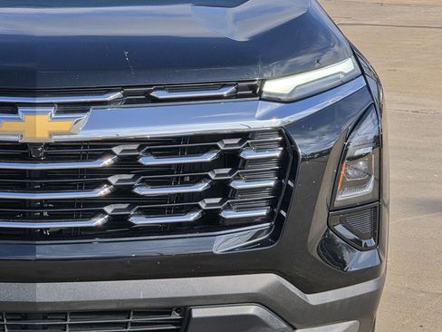 Used 2025 Chevrolet Equinox LT FWD image 4