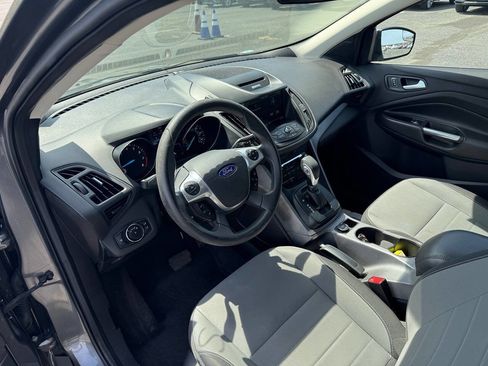 Used 2014 Ford Escape SE w/ Equipment Group 201A image 12