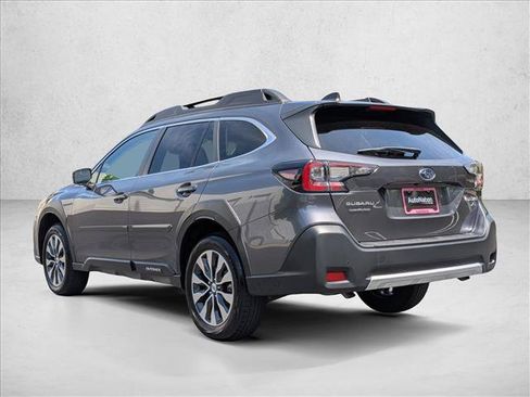 Used 2025 Subaru Outback Limited XT AWD/4WD image 8