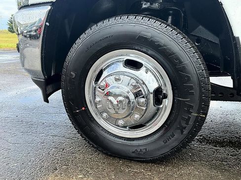 New 2026 RAM 3500 Tradesman AWD/4WD image 10