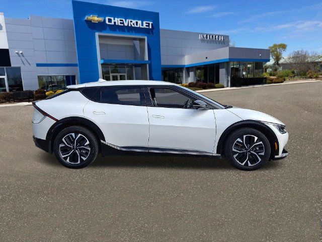 Used 2024 Kia EV6 Wind w/ Wind Technology Package AWD/4WD image 26