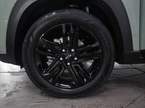 Used 2025 Chevrolet Trax ACTIV w/ Driver Confidence Package FWD image 29