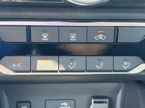 Certified 2025 Nissan Sentra S FWD image 16