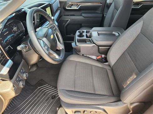 Used 2025 Chevrolet Silverado 1500 LT image 13