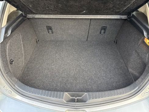 Used 2012 MAZDA MAZDA3 i Touring image 19