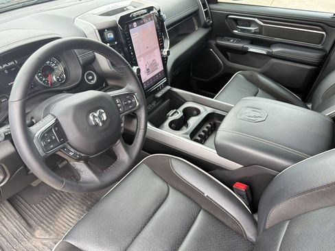 Used 2025 RAM 1500 Laramie w/ Sport Appearance Package image 4