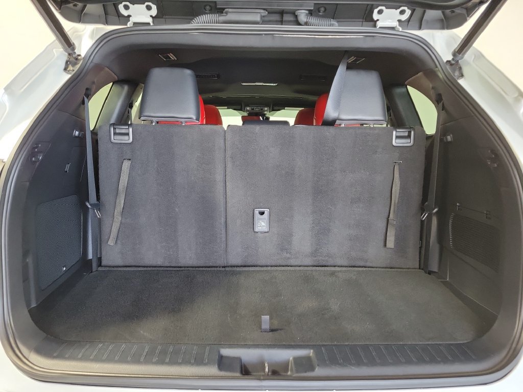 Used 2023 Toyota Highlander XSE FWD image 25