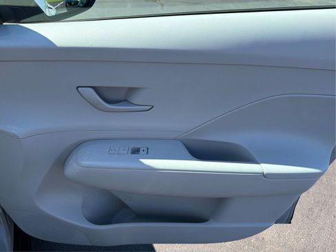 Used 2025 Hyundai Kona SEL AWD/4WD image 21