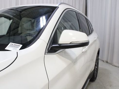 Used 2020 BMW X1 xDrive28i w/ Convenience Package AWD/4WD image 36