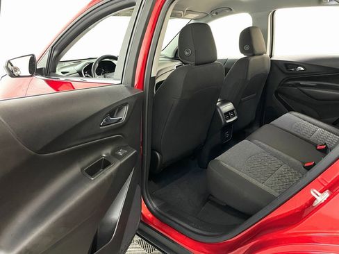 Used 2023 Chevrolet Equinox LT image 42