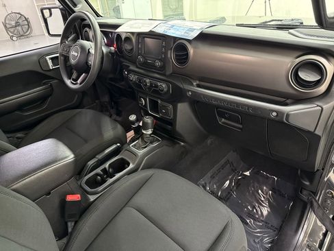 Used 2020 Jeep Wrangler Sport image 20
