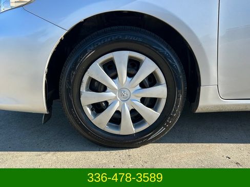 Used 2013 Toyota Corolla L FWD image 25