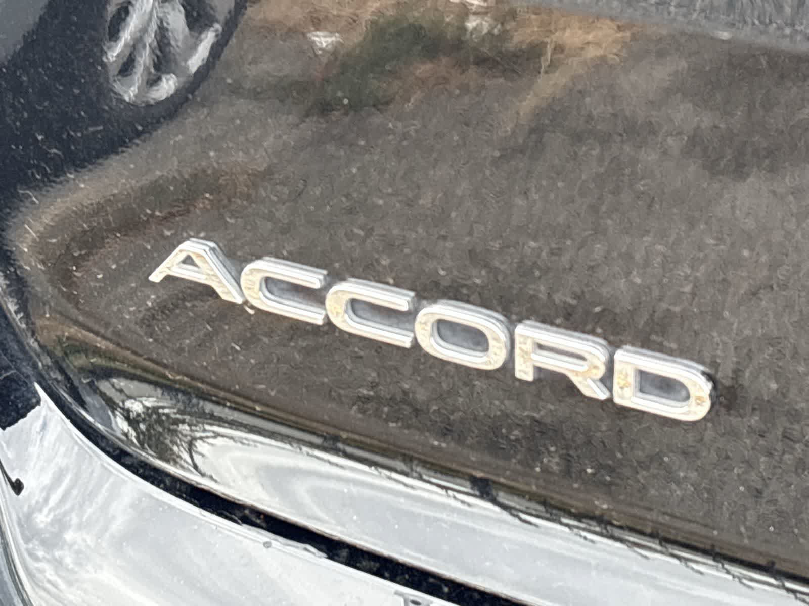 Used 2024 Honda Accord Touring image 10