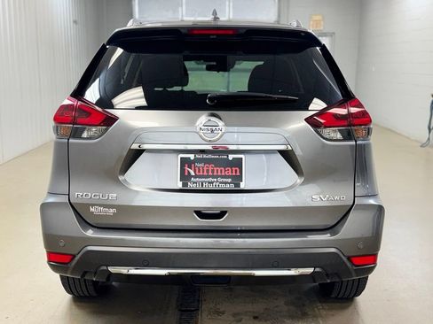 Used 2020 Nissan Rogue SV AWD/4WD image 6