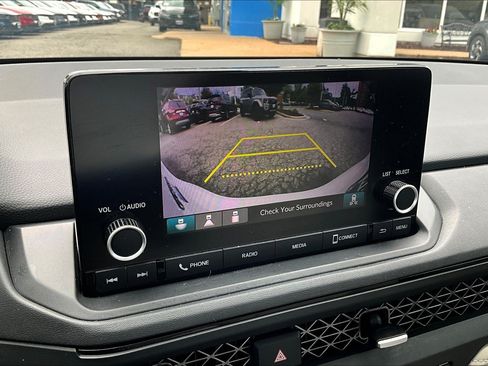 Used 2023 Honda Accord EX image 23