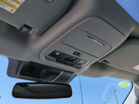 New 2025 Ford F150 Lariat w/ Equipment Group 502A High image 22