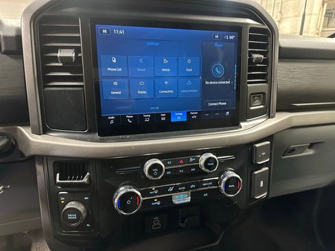 Used 2025 Ford F150 XLT w/ Equipment Group 301A Standard image 19