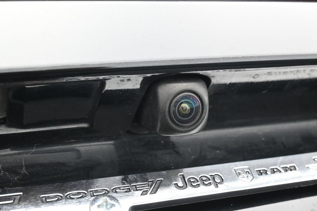 Used 2022 Toyota Corolla LE FWD image 31