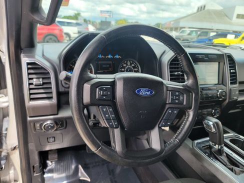 Used 2017 Ford F150 XLT w/ Equipment Group 302A Luxury AWD/4WD image 18