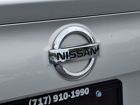 Used 2018 Nissan Rogue Sport S w/ S Appearance Package FWD image 29